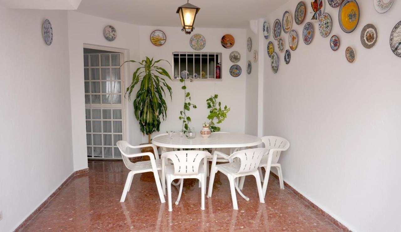 Casa Soleada En Calle Tranquila セビリア エクステリア 写真