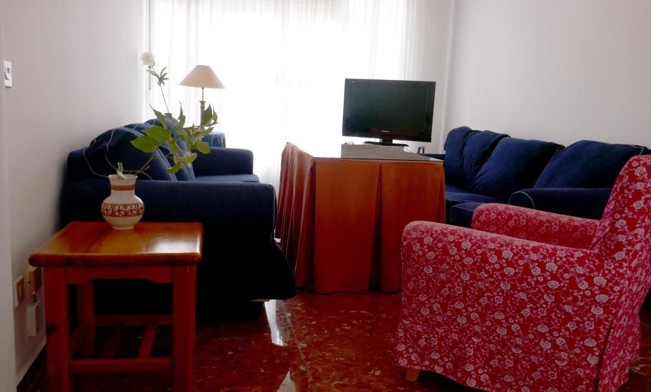 Casa Soleada En Calle Tranquila セビリア エクステリア 写真