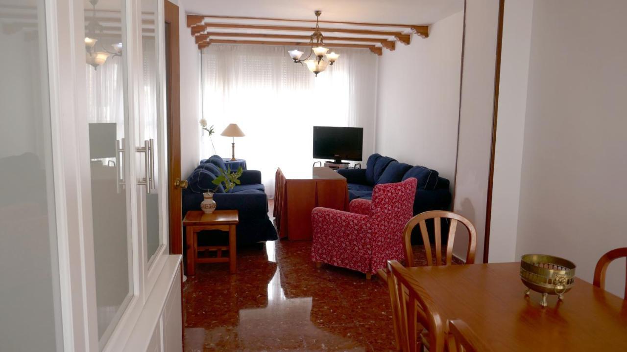 Casa Soleada En Calle Tranquila セビリア エクステリア 写真