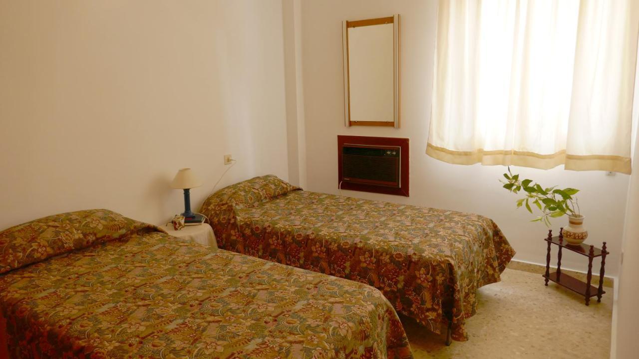 Casa Soleada En Calle Tranquila セビリア エクステリア 写真